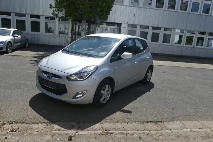 Hyundai IX20 - Ez. 23.09.2013 - 256.488 km